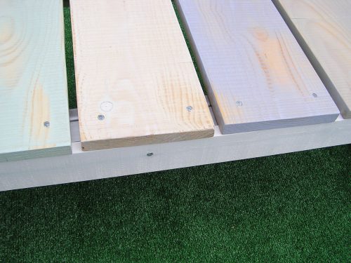 Detalle clavo mesa baja Serie Básica