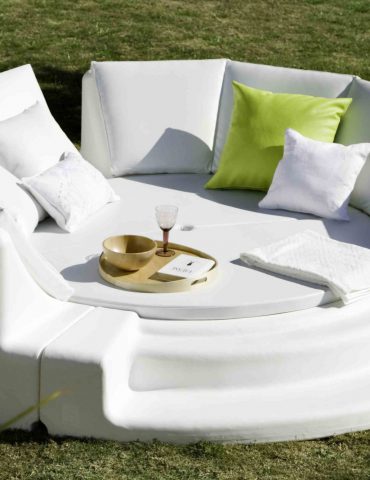 Chill out circular opal