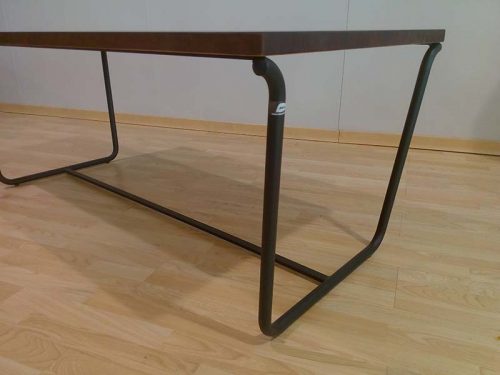 Detalle estructura Mesa baja Oxford